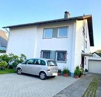 **Bonn-Niederholtorf: Schicke 2 Zimmer Dachgeschosswohnung**