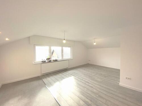 Foto - 2 Zimmer Dachgeschoßwohnung zur Miete in Bonn