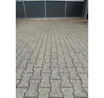 HofGarageAußen Stellplatz zu vermieten - Remscheid Lüttringhausen
