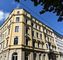 Dresden-Neustadt: WG-geeignete Helle 2-Raum-Wohnung CO 2.OG hi li E12