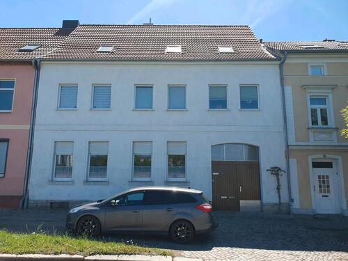 Foto - Reihenhaus Mehrfamilienhaus - 150.000,00&nbsp;EUR Kaufpreis, ca.&nbsp; 225,00&nbsp;m&sup2;