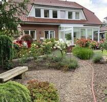 Freistehendes Einfamilienhaus mit Wintergarten, Garage und großem - Bremen Vegesack