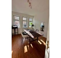 Charmante Altbauwohnung mit Balkon - Lübeck Innenstadt