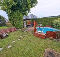 3 Zimmer-Wohnung mit Pool + großzügigem Eingangsbereich - Labenz - Sandesneben