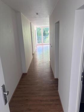 Foto - 2,5-Zimmer Wohnung mit Balkon zur Vermietung an Einzelperson