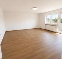 Modern, hochwertig und bezugsfertig - kernsanierte 3Zi Wohnung - Schweinfurt Bellevue