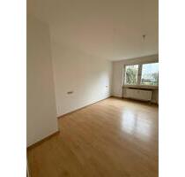 Geräumige Erdgeschosswohnung mit Garten und traumhaftem Ausblick - Holzgerlingen