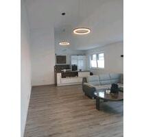 2 Zimmer Wohnung, zentral, frei, teilmöbliert, Einbauküche, - Bakum