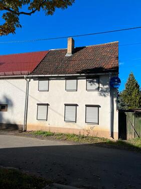 Foto - Hausverkauf (Sanierung) - 25.000,00&nbsp;EUR Kaufpreis, ca.&nbsp; 95,00&nbsp;m&sup2;