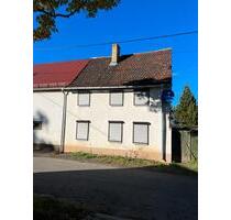 Hausverkauf (Sanierung) - 25.000,00&nbsp;EUR Kaufpreis, ca.&nbsp; 95,00&nbsp;m&sup2; in Teutschenthal (PLZ: 06179)