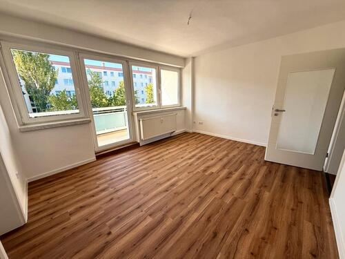 Foto - Moderne 2-Zimmer-Wohnung mit großem Südbalkon in Großenhain