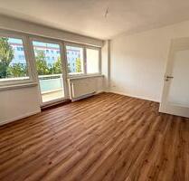 Moderne 2-Zimmer-Wohnung mit großem Südbalkon in Großenhain