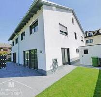 Hochwertige Doppelhaushälfte mit Garage u. Top-Ausstattung in verkehrsgünstiger Lage direkt im Altmühltal (Ref. 0001323) - Kinding