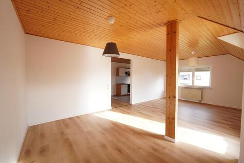 Foto - Charmante 4 Zi-Maisonette Wohnung in Crailsheim, Einbauküche, Tiefgaragenstellplatz, Balkon