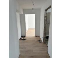 Erstbezug 4ZKB-Wohnung Stellplatz Balkon - Porta Westfalica