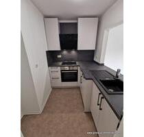 *Erstbezug nach Renovierung* - moderne 2,5 Zimmerwohnung mit großzügigem Grundriss - Plauen Altstadt