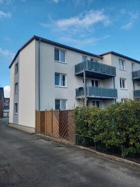 Foto - 70 qm, 3,5 Zimmer, Balkon, Erstbezug nach Vollrenovierung, KM 700