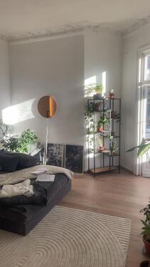 Foto - Charmante und zentrale 3 Zi. Altbauwohnung mit drei Wintergärten