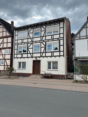 Foto - Großes Einfamilienhaus im Zentrum von Rhoden