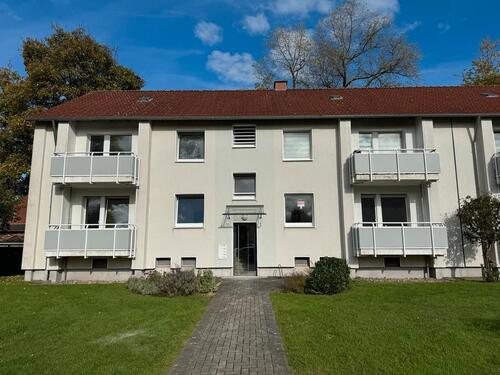 Foto - Erstbezug nach Sanierung! Moderne 3,5-Zimmer-Wohnung mit Balkon
