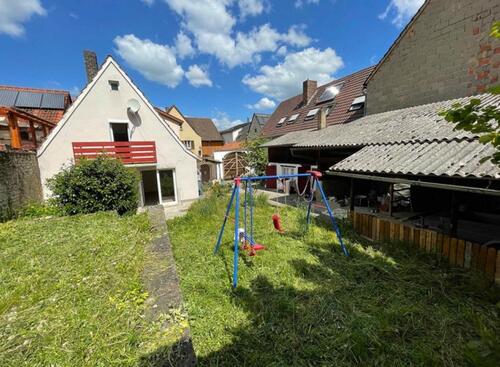 Foto - 4 Zimmer Einfamilienhaus zum Kaufen in Waldbüttelbrunn