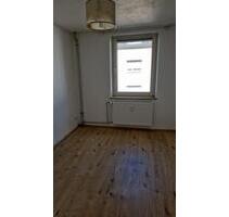 Helle, gemütliche 2 ZKB Wohnung in Essen-Frohenhausen - von Privat