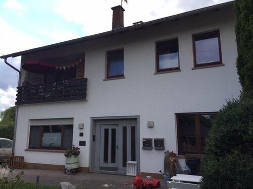 Foto - Haus in Großseelheim (3 Wohnungen mit insg. 263 qm)