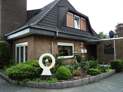 Foto - Haus in Beckedorf zu vermieten - 1.300,00 EUR Kaltmiete, ca.  180,00 m²