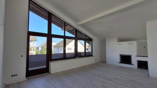 Foto - Großzügige 3-Zimmer-DG-Wohnung mit eigenem Garten in Maisach