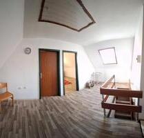 Nördlingen Altstadt, helle 3-Zimmer-Dachgeschosswohnung