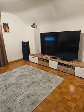 Foto - Zimmer-Wohnung zur Miete – 70 m² – ab 01.04. verfügbar