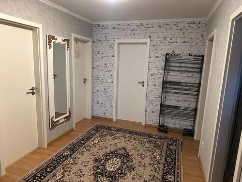 Foto - 5-Zimmer Wohnung im Zweifamilienhaus, Stadtzentral