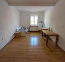 Großes, möbliertes Zimmer (18,4 m²) in Unterhaching – moderne WG