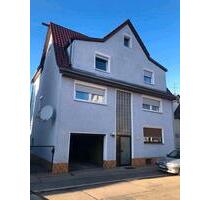 Dreifamilien Haus - 450.000,00 EUR Kaufpreis, in Villingen-Schwenningen (PLZ: 78054)