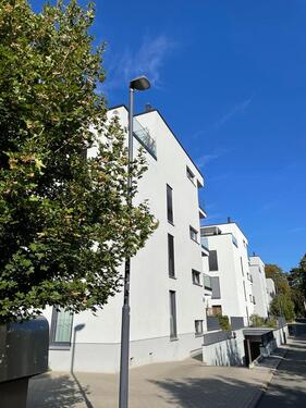 Foto - 4-Zi-ETW mit FBH, 2 Bäder, Balkon, TG-Stellplatz in WeimarSüd