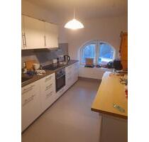 Sanierte 3-Zimmer-Wohnung (100 m²) in zentraler Lage zu vermieten - Hildburghausen