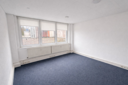 Foto - Große 5-Zimmer-Wohnung in Bremerhaven zu vermieten!