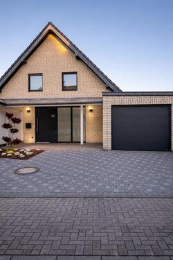 Foto - Wohnen wie im Eigenheim: 170 m² Haus mit Premium-Ausstattung