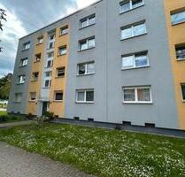 Bezugsfertige 3,5-Zimmer-Wohnung mit Balkon in ruhiger, grüner Lage - Essen Stadtbezirk VI