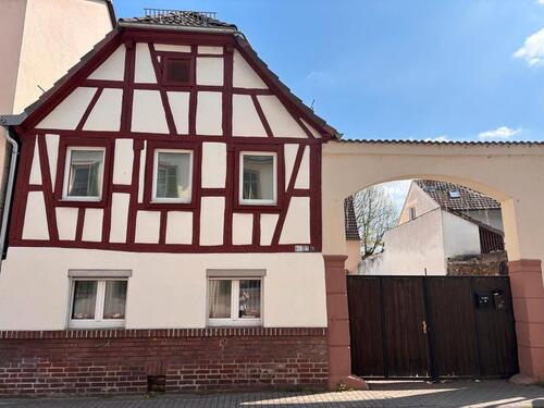 Foto - Einfamilienhaus mit 6 Zimmern in Flörsheim am Main