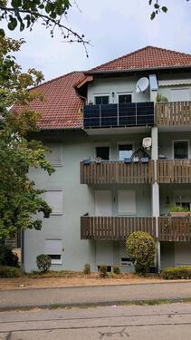 Foto - 3-Zimmer- Dachgeschosswohnung mit Kastelburgblick, Balkon und EBK