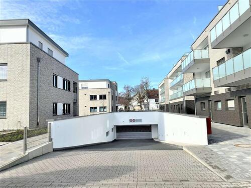 Foto - Tiefgaragenstellplatz zu vermieten!