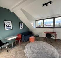 Unbefristet! Sonniges Studio im Dachgeschoss. 1290 € all-in - Berlin Tempelhof-Schöneberg