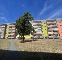 2-Raum-Wohnung mit Balkon - 270,00&nbsp;EUR Kaltmiete, ca.&nbsp; 47,99&nbsp;m&sup2; in Torgau (PLZ: 04860)