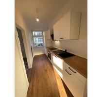 Neu sanierte helle 2-Raumwohnung mit Küche - Gotha