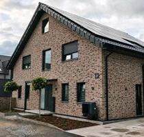 Großes modernes EFH mit Einliegerwohnung in bester Lage - Viersen Hülsdonk