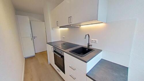 Foto - Ab Oktober frei! Hochwertig sanierte 1-Zimmer-Wohnung mit Einbauküche