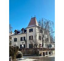 LANDSHUT, 4 Zimmer Altbau Juwel, zentrale Bestlage