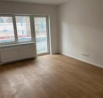 Frisch sanierte, helle 1,5 Zimmer Wohnung im 1. OG - Berlin Steglitz-Zehlendorf