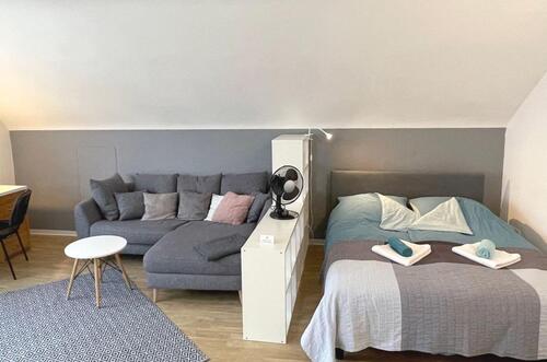 Foto - 1 Zimmer Dachgeschoßwohnung zur Miete in Ilvesheim